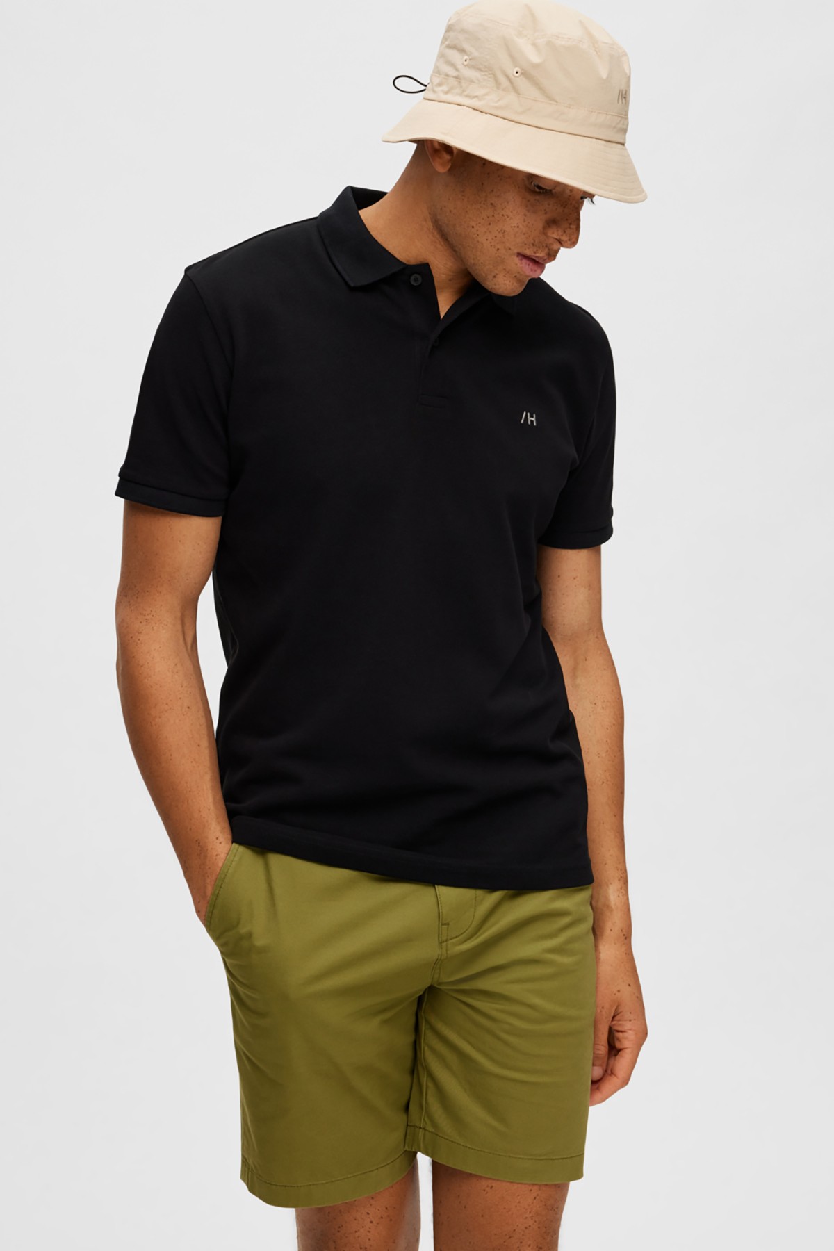 polo negro selected