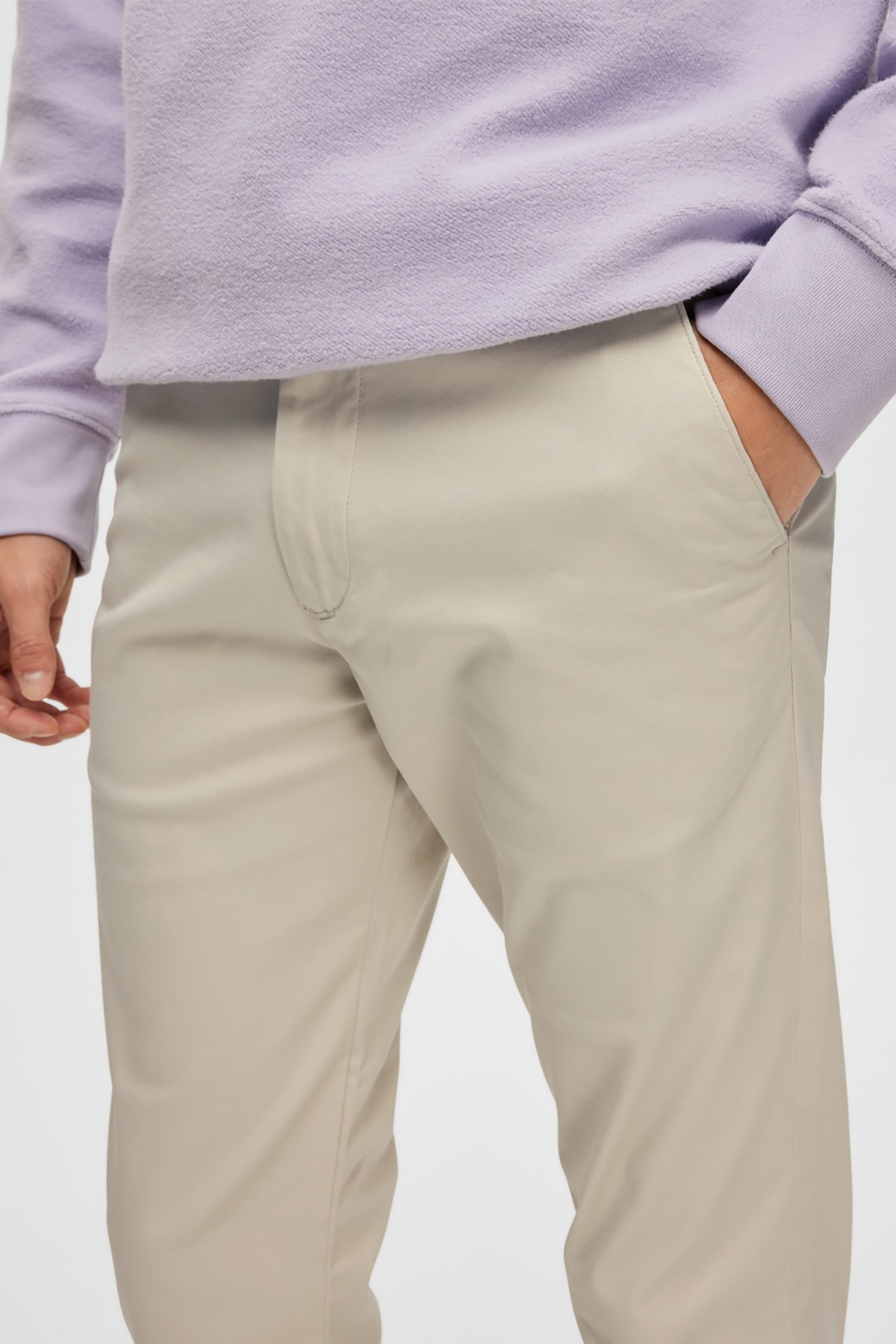 chino beige claro