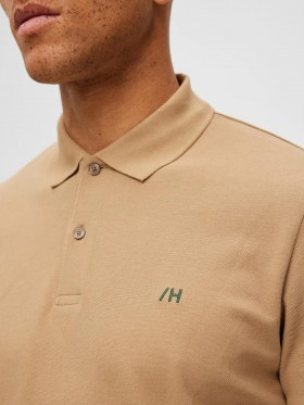 polo clásico beige